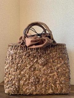 山葡萄　山葡萄かごバッグ　手作り　山葡萄籠バッグ　乱れ編み、花編み　内布あり