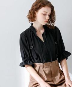 極美品✨　黒❤️　サニーレーベル　『UR TECH』 スタンドフリルブラウス