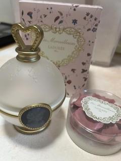 ラデュレ　フェイスカラーローズラデュレ　ポット　レフィル　01 02 セット Amazon | レ・メルヴェイユーズ ラデュレ フェイスカラー ローズ