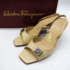 Salvatore Ferragamo ベージュ サンダル 箱付き 24cm