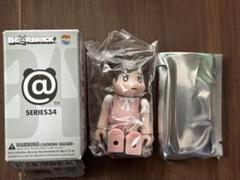 【未開封】ベアブリック シリーズ34 裏キュート　コップのフチ子　ピンクのサムネイル