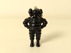 KAWS TOKYO FIRST 3点セットカウズ トキーホルダー KAWS TOKYO FIRST】9月11日午前11時よりオンラインストアにて