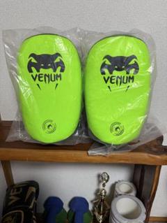 【新品未開封】VENUM キックミットライトグリーン【ガチ連蹴りいけます】 新品未開封】VENUM キックミットライトグリーン【ガチ連蹴りいけ