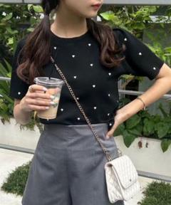 NICE CLAUP ナイスクラップ　ハート刺繍入りかわいいニットトップス