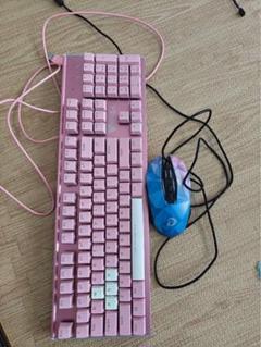 ピンク メカニカルキーボードとマウスセット