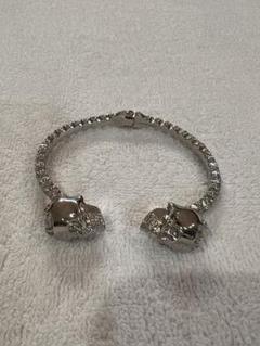 アレキサンダーマックイーン　Alexander McQueen スカル　バングル Alexander McQueen - アレキサンダーマックイーン ブレスレット