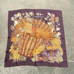 極美品 HERMES エルメス カレ90 VENDANGES ぶどうの収穫柄 極美品 HERMES エルメス カレ90 VENDANGES ぶどうの収穫柄