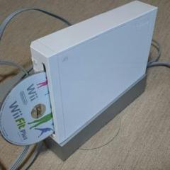 特価❗️Wii 本体 楽天市場】Nintendo wii 本体 ☆HDMI変換器付 すぐ遊べるセット