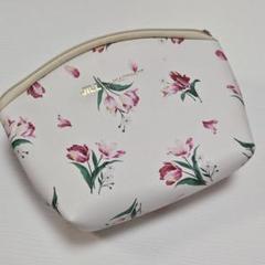 メルカリ便☆ジルスチュアート☆JILL STUART☆フリルポーチ 花柄