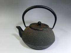 新品、未使用、供箱、タグ付　南部池永造　１２型アラレ　南部鉄瓶　南部鉄器　鉄瓶 Amazon｜池永鉄工(Ikenaga Iron Works) 鉄瓶 1.2L 南部鉄器