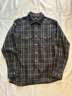 ほぼ新品　モンベル　メリノウール　トレールシャツ　厚手　保温　チェックシャツ　Ｌ ウール マウンテンシャツ Men's｜モンベル