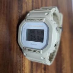 人気色！】CASIO G-SHOCK DW-5600EW - メルカリ