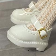 ドール用ストラップシューズ　エナメル風　白　靴　ブライス、オビツ11にのサムネイル