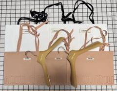 miu miuショッパー 紙袋 6枚 ハンガー2本セット miu miuショッパー 紙袋 6枚 ハンガー2本セット