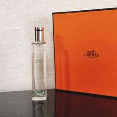 新品未開封 香水HERMES 李氏の庭 30ml サンプル2点付 オー ド トワレ 《李氏の庭》 - 30 ml | Hermès - エルメス-公式