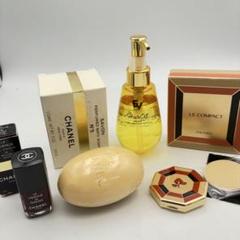 保管品　未使用　CHANEL バスパウダーと乳液セット シャネル バスパウダーのフリマアイテム一覧