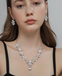 ウェディング　前撮り　アクセサリー　ピアス　ネックレス　２点セットのサムネイル