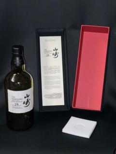 サントリー 山崎25年 空箱ウレタン白箱 Suntory Yamazaki　美品 サントリー 山崎25年 空箱 白箱ウレタンあり yamazaki suntory