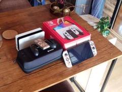 Nintendo Switch 有機ELモデル ケース付き