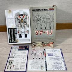 テレビアニメ「超時空要塞マクロス」より、主人公「一条輝」が