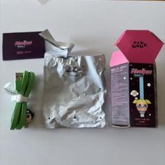 POP MART cry baby パワパフ　Lightningケーブル