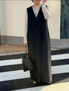 新品未使用タグ付き⭐︎CLOCHE クロッシェ　ジレ風ワンピースのサムネイル