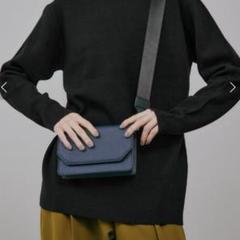 tk.TAKEO KIKUCHI サフィアーノミニショルダーバッグ ネイビー