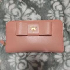 PRADA プラダ 長財布 サフィアーノ レザー ピンクベージュ ピンクベージュ サフィアーノトライアングル 長財布 | PRADA