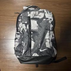 Nike バスケットボールバッグ ブラック迷彩 2025年最新】ナイキリュック迷彩の人気アイテム - メルカリ