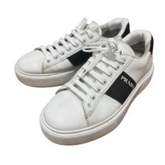 プラダ　PRADA スニーカー　ローカット　サイドロゴ　ホワイト　24.5 プラダ PRADA スニーカー ローカット サイドロゴ ホワイト 24.5