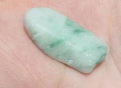 【売り切れ】糸魚川翡翠 白×緑