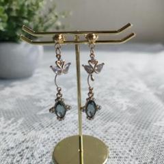 （一点物）❇＊白鳥と宝石のピアス❇＊ブルー