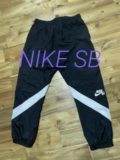 希少　NIKE SB ワークパンツ　Lサイズ 希少NIKE SB ワークパンツLサイズ