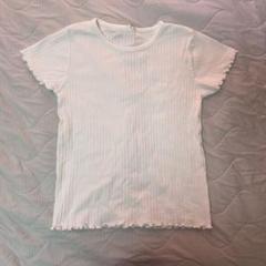 大幅値下げ中　子供用ホワイトTシャツ　サイズ 150
