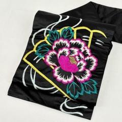 【メーカー再生品】 刺繍 名古屋帯 アンティーク ゆりのはな 牡丹 黒地 大正モダン 着物・浴衣