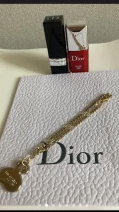 お買い得商品!dior口紅ネイル4290円相当フェラガモインカントキーチェーン