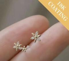 匿名発送　18kゴールド　ダイヤモンド　非対称フラワーピアス　最高品質s925