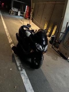 フォルツァ MF08 フロントカウル ヘッドライト付き 引き取り希望
