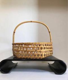 青森　根曲がり竹　かご　りんごカゴ　工芸品　竹かご Amazon｜伝承300年老舗造りりんごかご(中)深山根曲り竹六ツ目