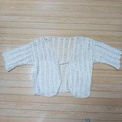 ホワイトかぎ針編みボレロ　ハンドメイド