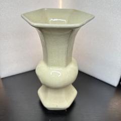 宋代 易定窯 青磁瓶 六角形花器 古陶磁 中国古美術 - メルカリ