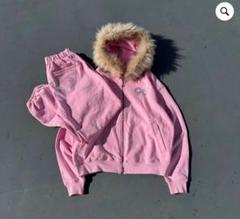 9090 パーカー ピンク 9090 OG Logo Zip Hoodie パーカー ピンク - メルカリ