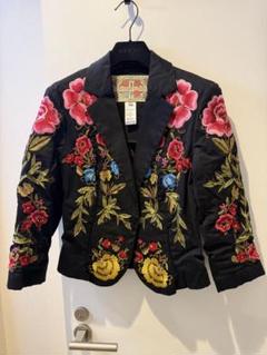 Christian Lacroix 刺繍 ブラックジャケット 38 Christian Lacroix 刺繍 ブラックジャケット 38