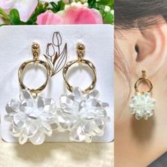 パール　フラワー　大ぶり　ゴールド　花　リング　ツイスト　ハンドメイド　ピアス