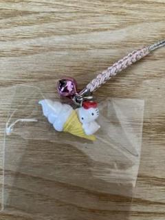 【激レア】ハロハロ ソフトクリームキティ根付け ストラップ 激レア】ハロハロ ソフトクリームキティ根付け ストラップ