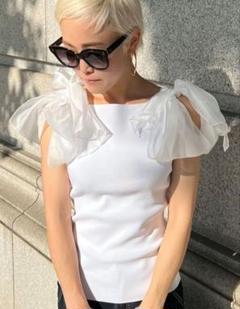新品未使用タグ付　JENNE ボリュームフリルニット　XL 大きいサイズ　希少 セール】 【洗える】CASHMERE BLEND タートルネック ニット