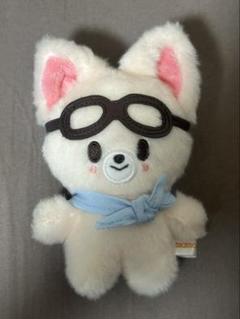skzoo 抱きぬいぐるみ　FoxI.Ny フォクシニー SKZOO Stray Kids Plush FoxI.Ny with Sweatshirt – SHOPCHETA