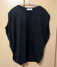 ノースリーブTシャツ
