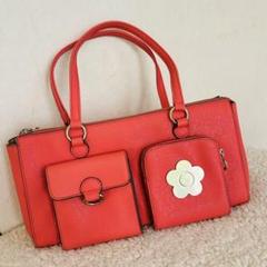 美品♡マリークワント♡2weyショルダーバッグ　ピンク　チャックポケット2 横長