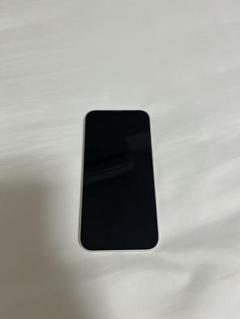 Apple iPhone 13 スターライト 本体